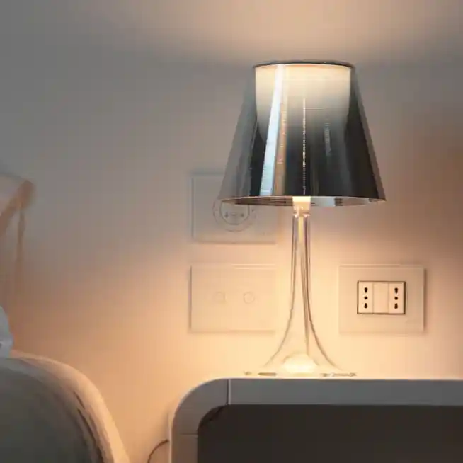 Nowa pozycja w ofercie - Lampa stołowa Miss K Flos